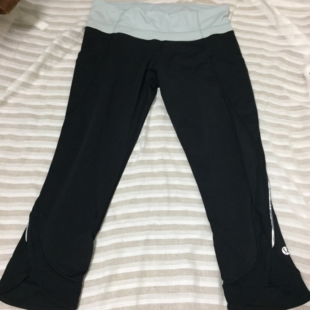 Lululemon workout capris